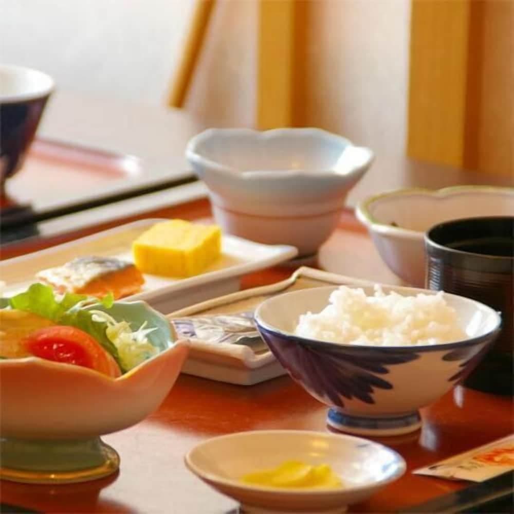 Iine Hotel Resea Minamichita