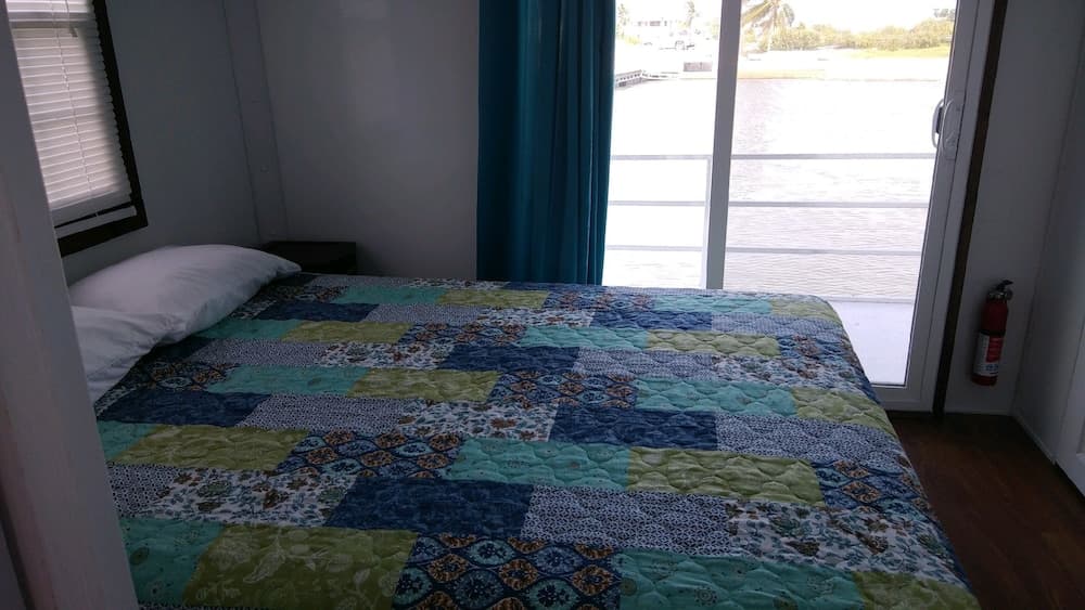 Old Wooden Bridge Resort and Marina