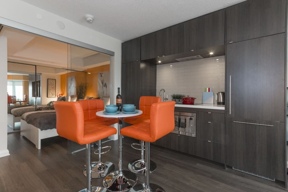 QuickStay - Yorkville's Finest (Yonge & Bloor)