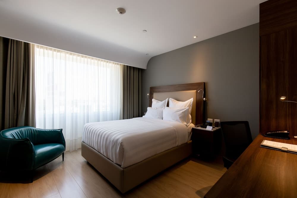 HS HOTSSON Hotel Irapuato