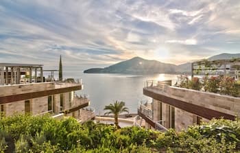 Dukley Hotel & Resort