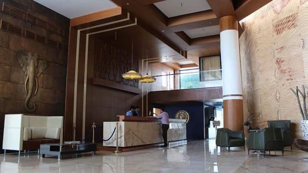 Aarya Grand Hotels & Resorts