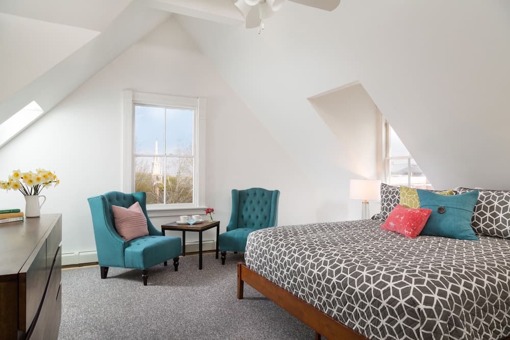 Admiral Sims House on Catherine St and Mill St