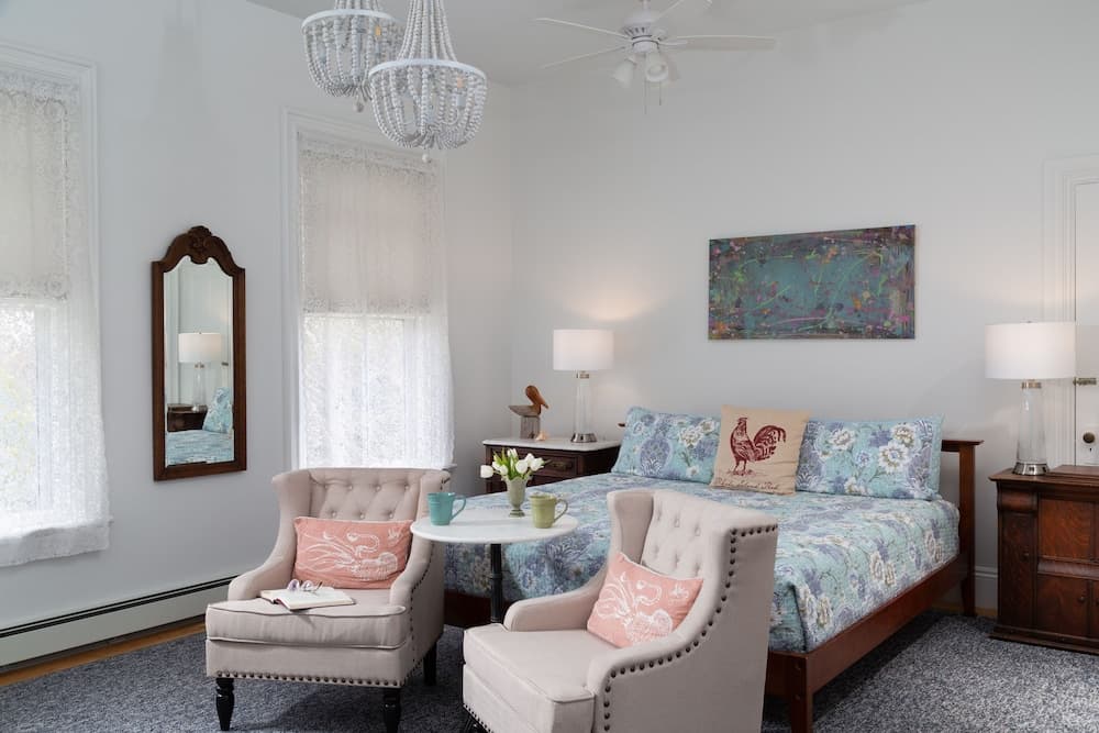 Admiral Sims House on Catherine St and Mill St