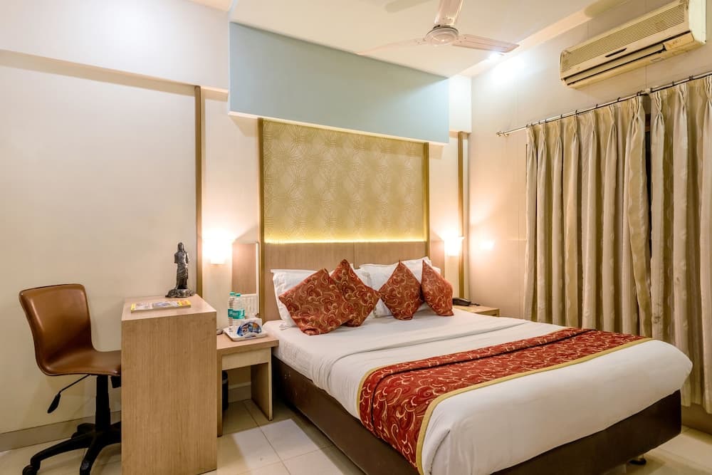 Hotel Panchratna Panvel