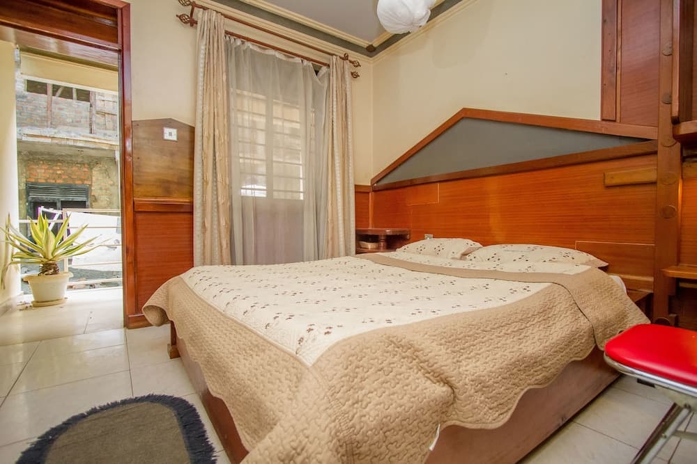 Grand Holiday International Hotel