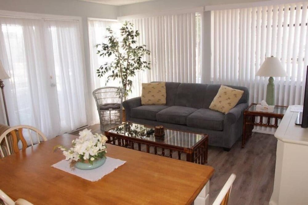 Lake Arrowhead Hearth