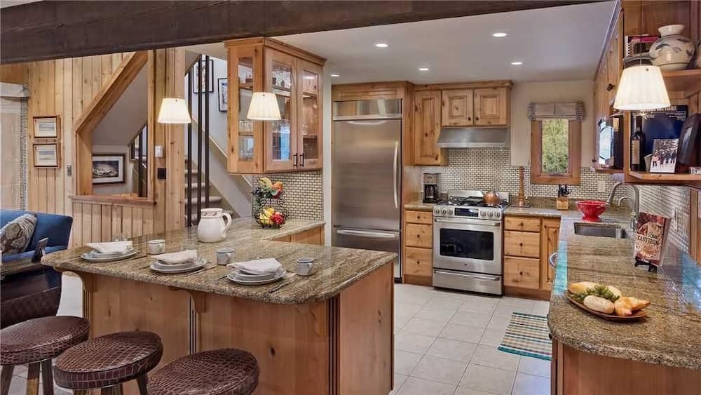 Right O Way 4 Bedroom Holiday home By Moving Mountains