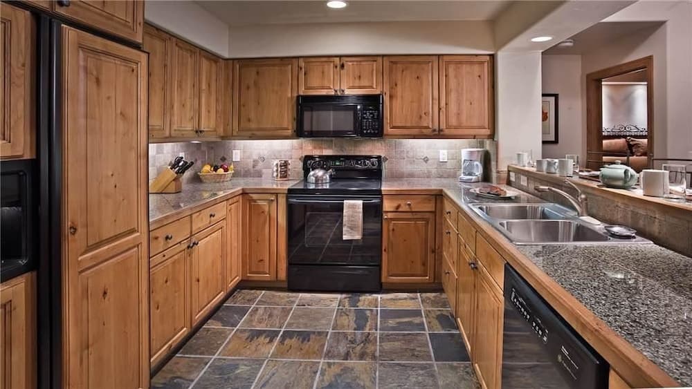 Argentiere 341 3 BedroomCondo By Moving Mountains