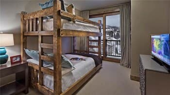 Skyfall Ridge 702 2 BedroomCondo By Moving Mountains