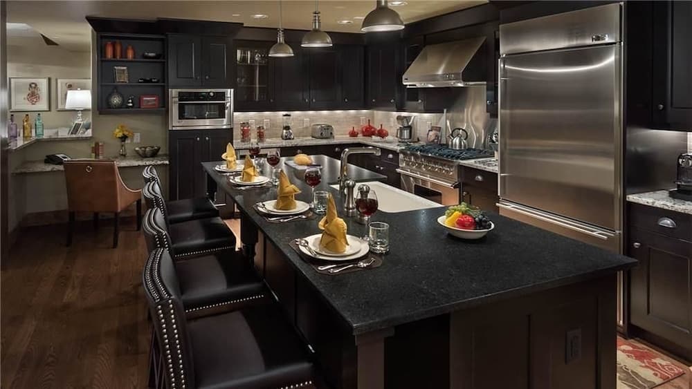 Skyfall Ridge 702 2 BedroomCondo By Moving Mountains