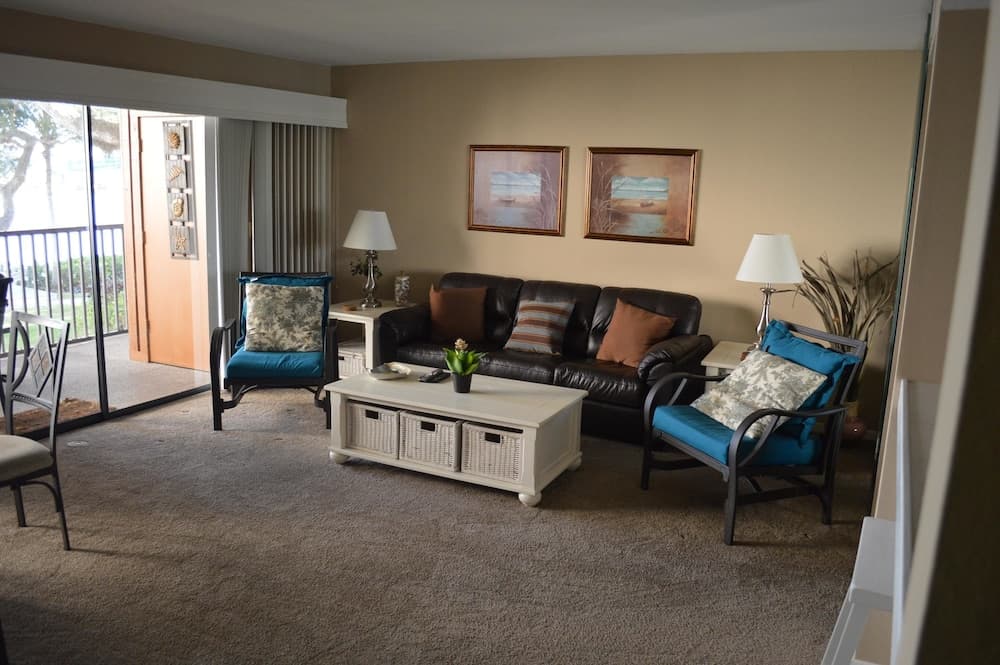 Cove II 127F 2 Bedroom Condo By Midnight Cove II