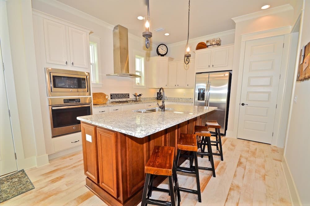 Villa By The Sea 3 Bedroom Condo By Coastal Dreamin