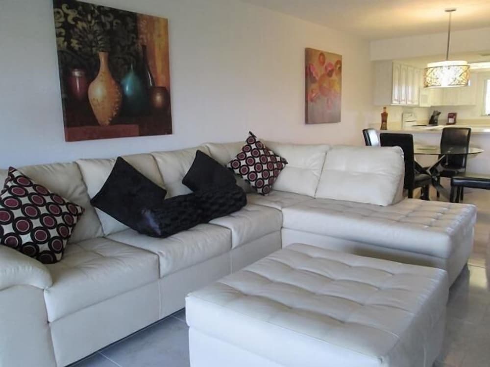 Cove II 931C 2 Bedroom Condo By Midnight Cove II