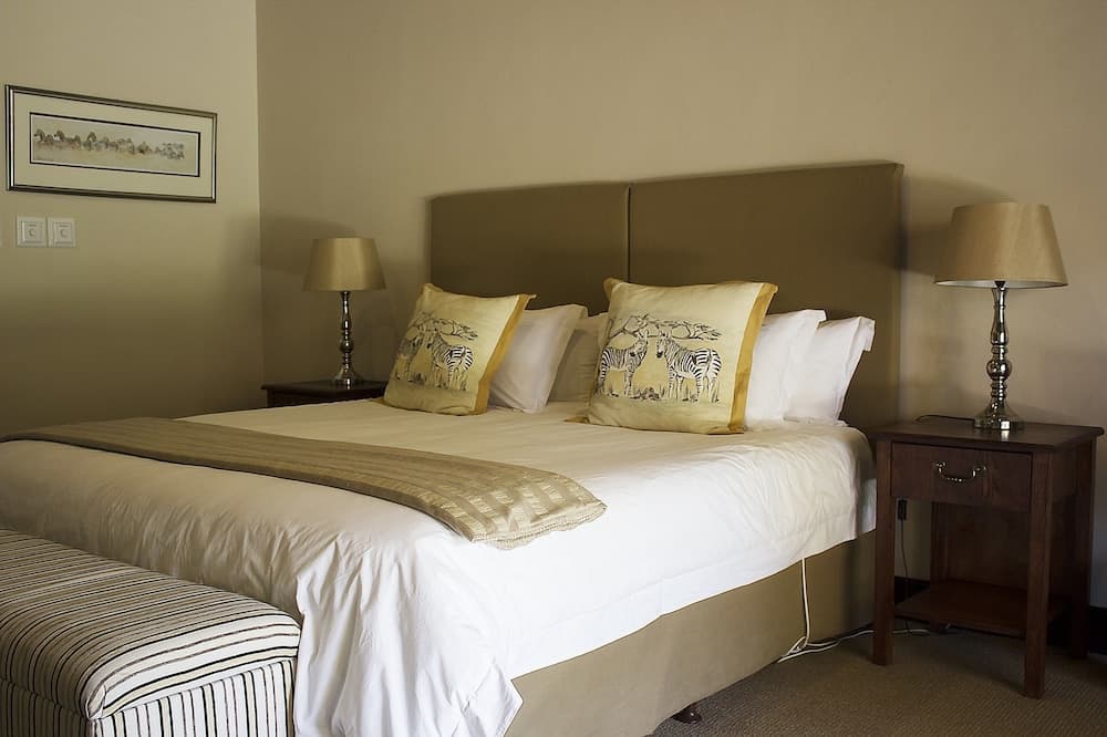 Swartberg Private Game Lodge