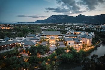 HUALUXE Kunming, an IHG Hotel