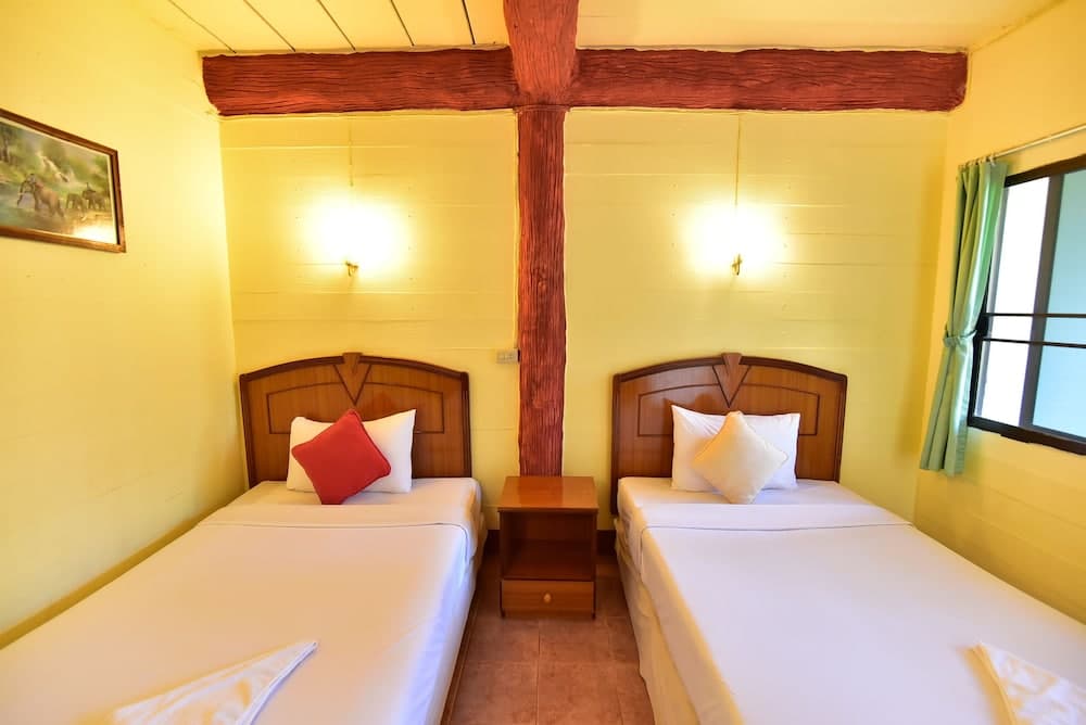 Koh Ngai Resort Trang