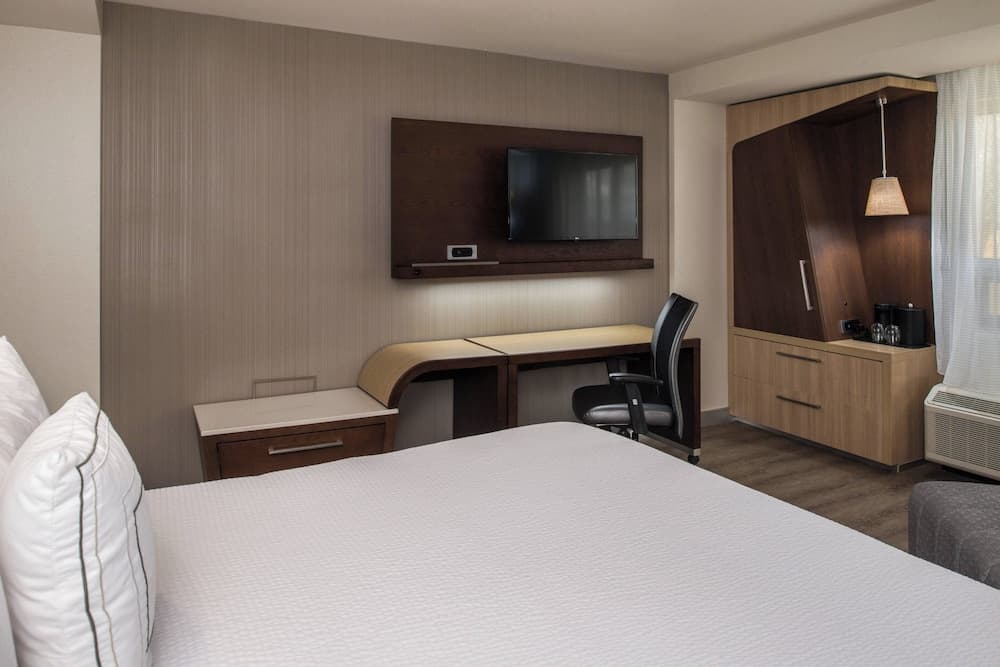 Courtyard by Marriott Temecula Murrieta