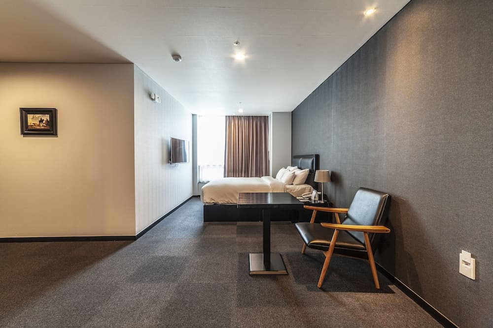 Gangneung Tourist Hotel