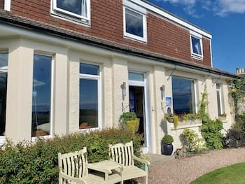 No12 Bed and Breakfast