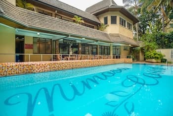 Mimosa Court Apartments