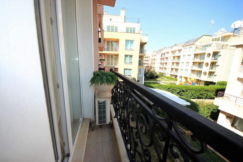 Menada Romance Marine Apartments