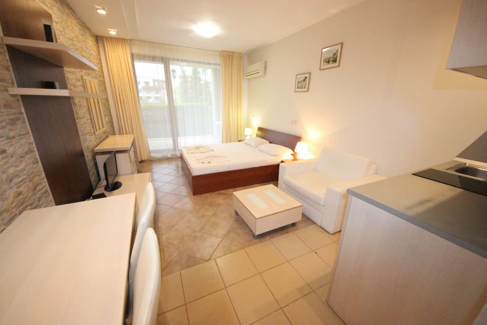 Menada Kavaci Sozopol Apartments