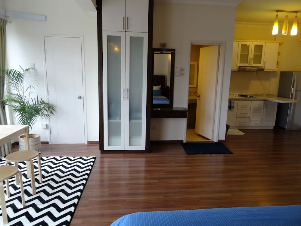 Balkoni Hijau at Casa Mutiara KL