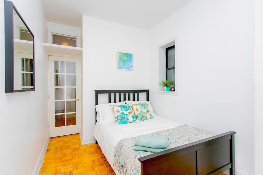 NY011 2 Bedroom Apartment By Senstay