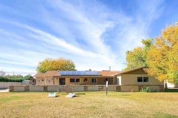 PX008 4 Bedroom Apartment By Senstay