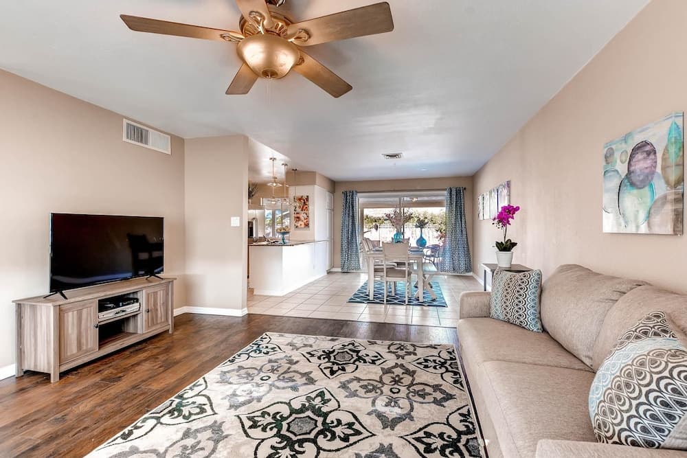 PX019 4 Bedroom Apartment By Senstay