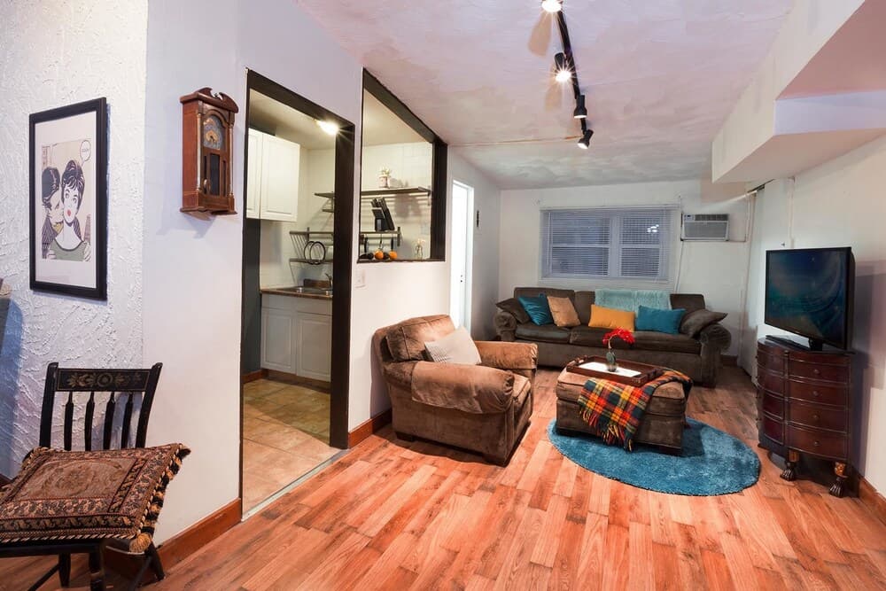 NY072 2 Bedroom Apartment By Senstay