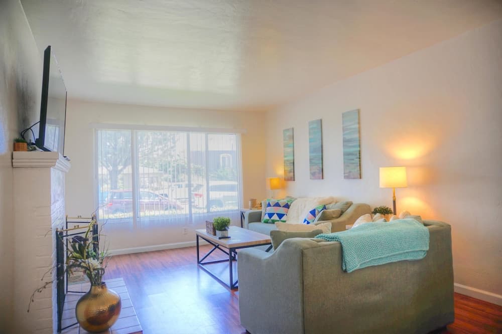 SD006 3 Bedroom Apartment By Senstay