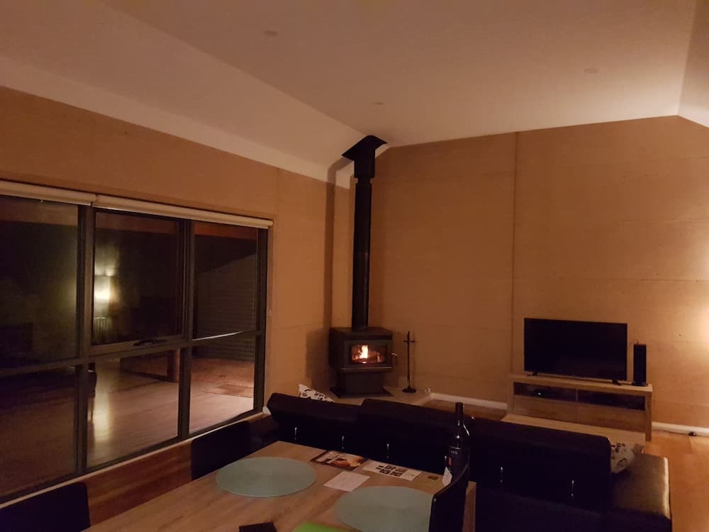 Jarrah Grove Forest Retreat - Adults Only