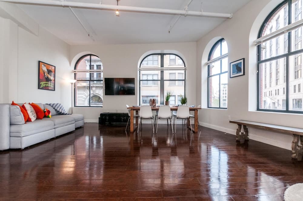 BOS001 2 Bedroom Apartment By Senstay