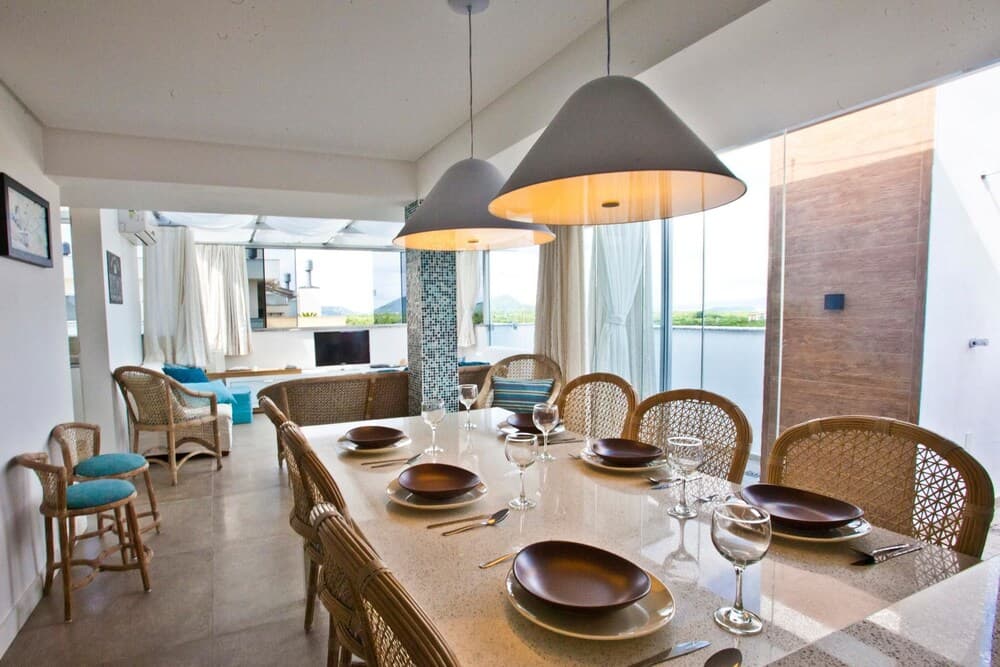 FL014 3 Bedroom Apartment By Senstay