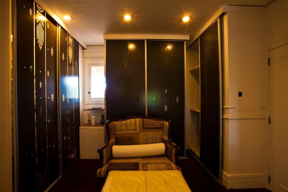 FL004 5 Bedroom Villa By Senstay