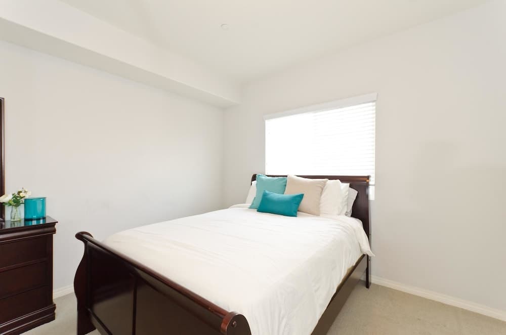 LA008 3 Bedroom Apartment By Senstay