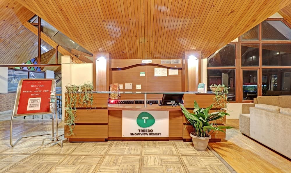 Treebo Trend Snow View Resort With Mountain View