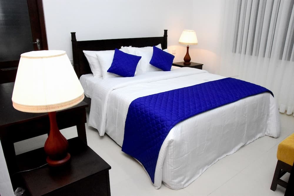 Capital O 132 Blue Spring Hotel