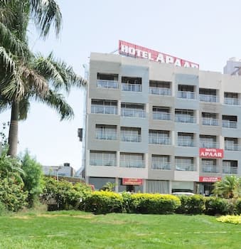 Apaar Hotel