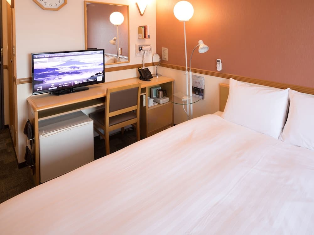 Toyoko Inn Matsuyama Ichibancho