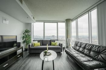 Heaven on Baltimore Downtown Fully Furnished Apartments