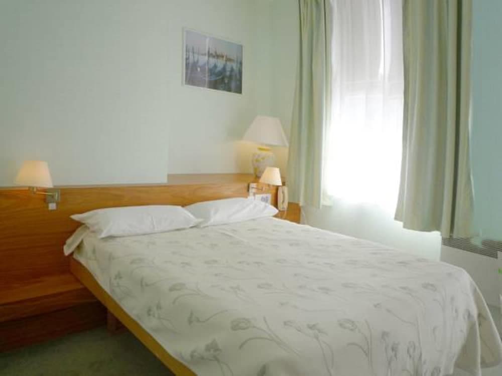 Hôtel & Restaurant Le Cardinal