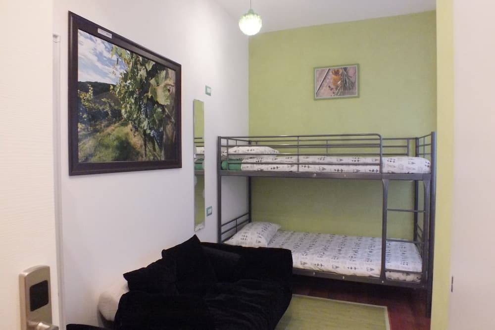 Atmos Luxe Navigli Hostel & Rooms