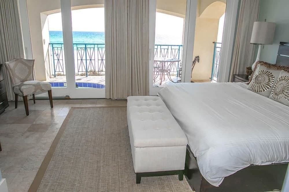 Ventanas al Paraiso 5 Bedroom Holiday Home by Five Star Properties