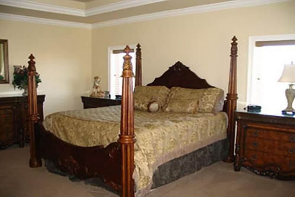 Bella Destina 5 Bedroom Holiday Home by Five Star Properties