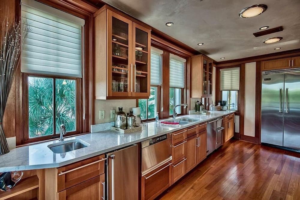 OLYMPIA CORAL SUITE 3 Bedroom Holiday Home by Five Star Properties