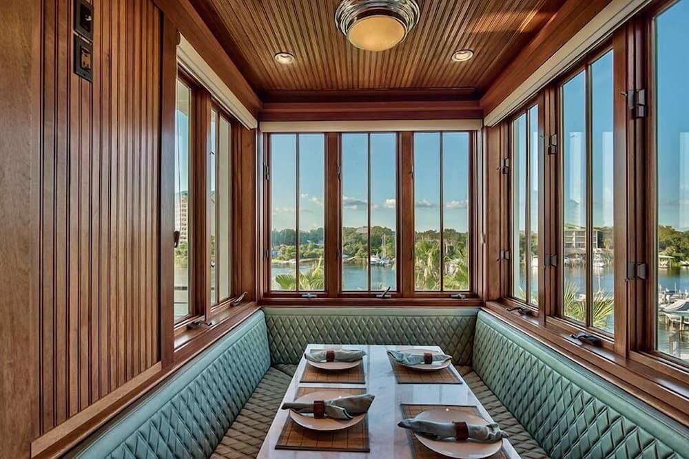 OLYMPIA DOLPHIN SUITE 3 Bedroom Holiday Home by Five Star Properties