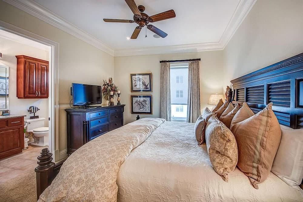 Palazzo del Mar 11 Bedroom Holiday Home by Five Star Properties